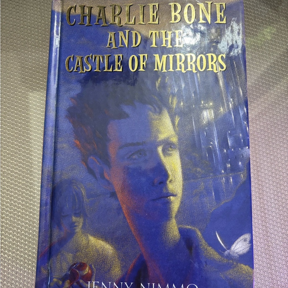 Charlie Bone and the Castle of Mirrors Hardcover Book by Jenny Nimmo EUC